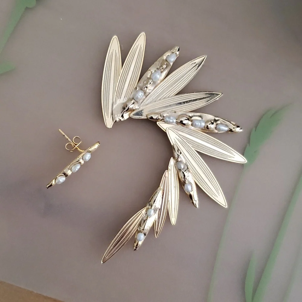 Rosantica "Apache" River Pearls Ear Cuff & Earring Set - Picture 2 of 9